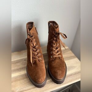Size 9 Brown Suede Women's Boots
